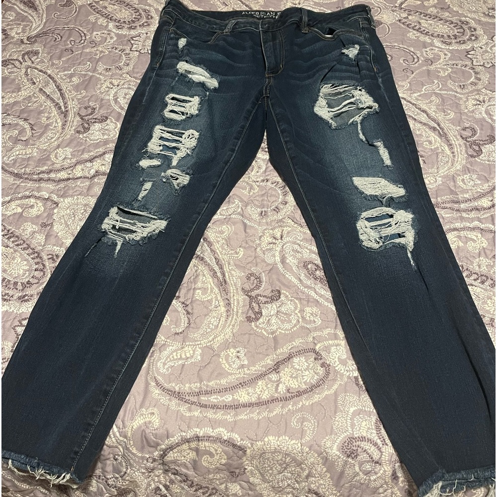 American eagle distressed frayed bottoms see pictures